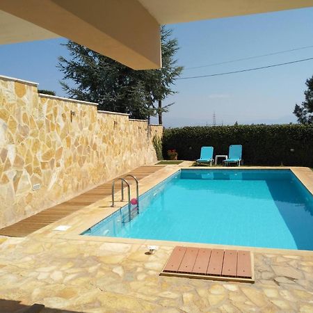 Apartment With Private Pool Kiáton 外观 照片